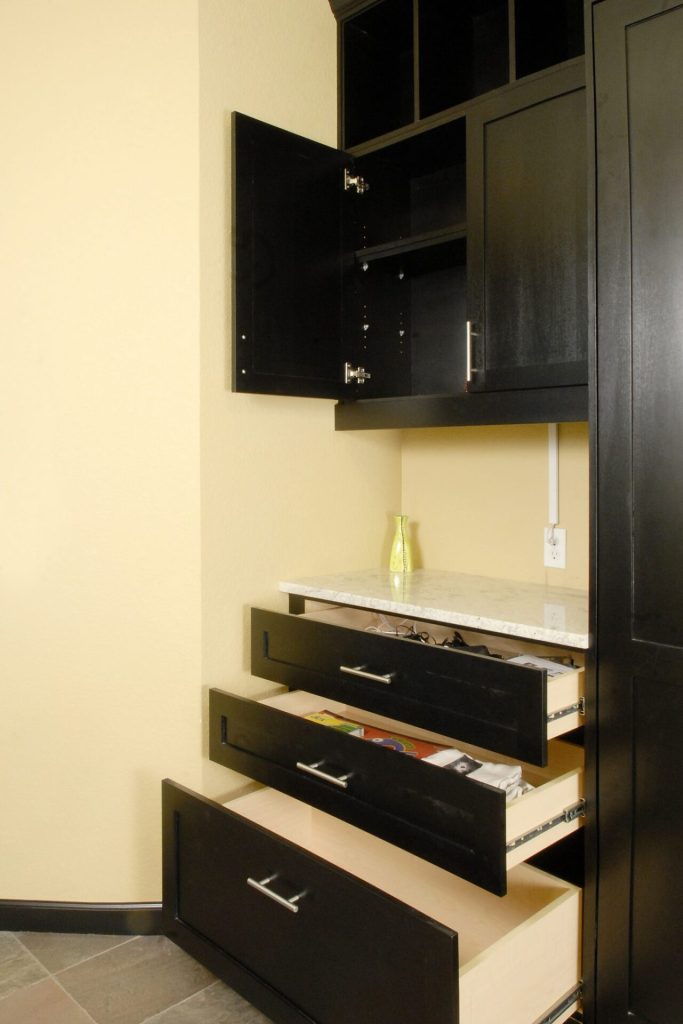 Murphy Bed with Closet Cabinet, Drawers