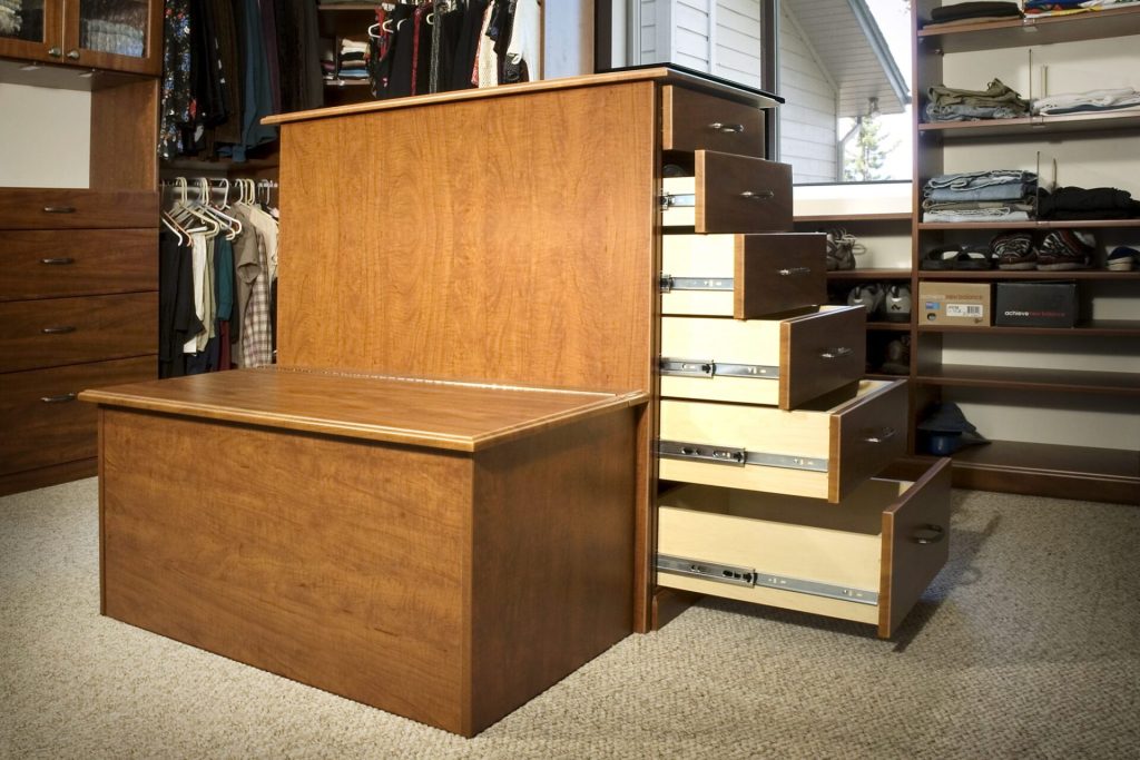 Closet Redesign Experts in Denver. Walk in closet, custom closet, small space experts, SmartSpaces.com