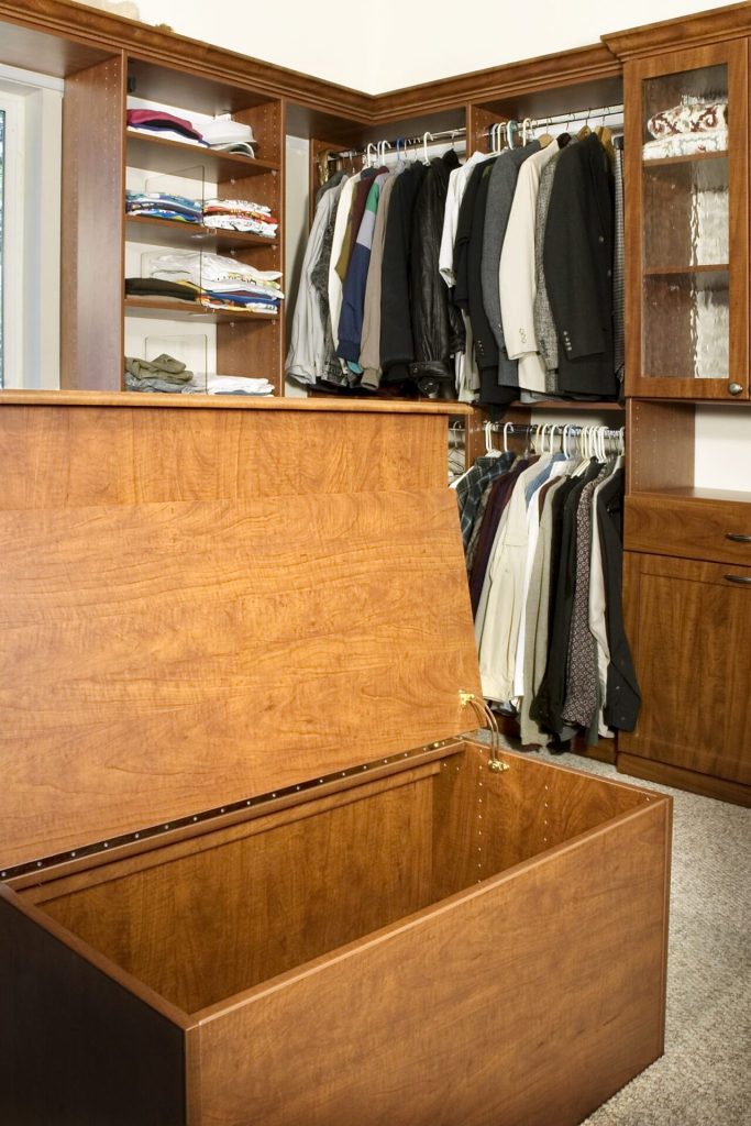 Closet Redesign Experts in Denver. Walk in closet, custom closet, small space experts, SmartSpaces.com